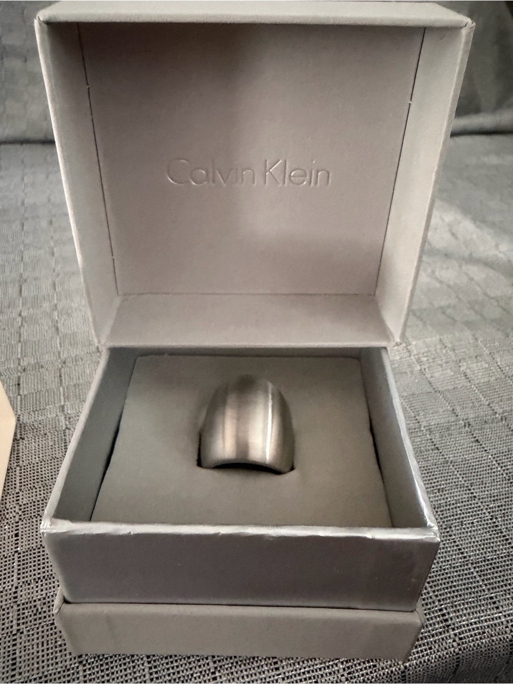 Calvin Klein Billow Dome Ring